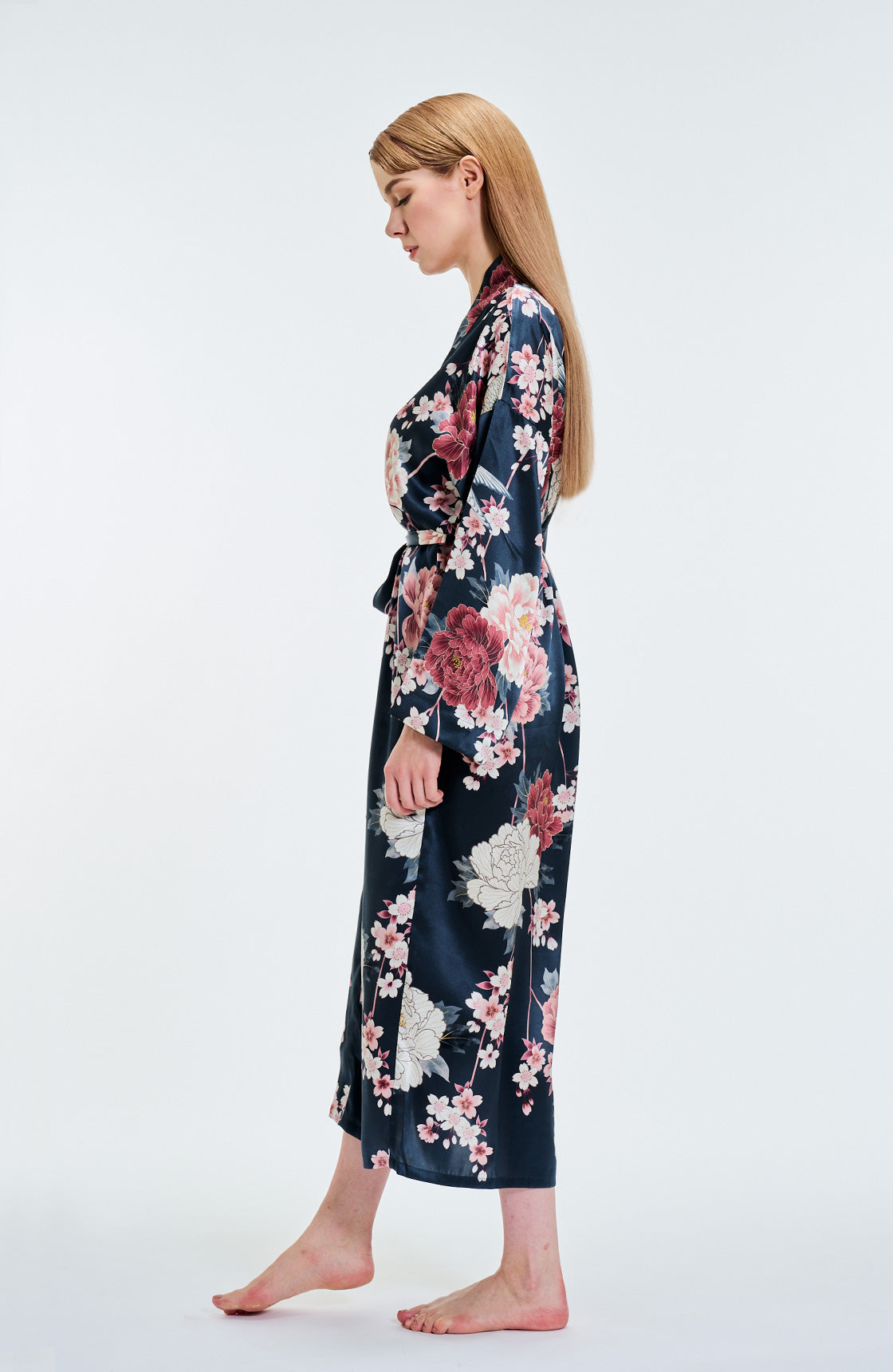 Kimono Silk Robe peonies Navv